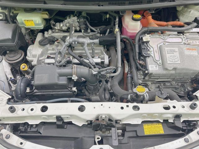 TOYOTA AQUA 2013 Image 31