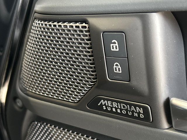 ROVER DEFENDER 2023 Image 31