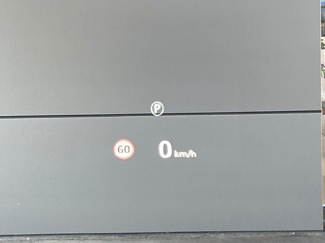 ROVER DEFENDER 2023 Image 31