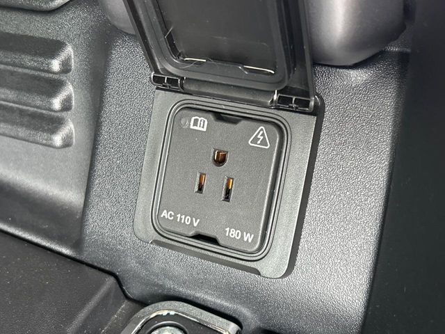 ROVER DEFENDER 2023 Image 31