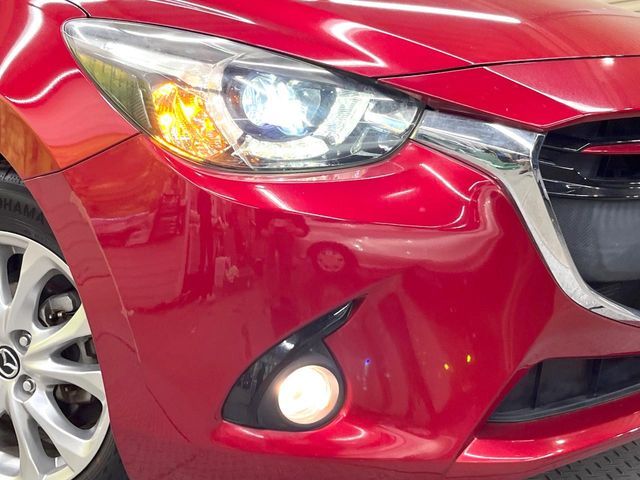 MAZDA DEMIO 2016 Image 31