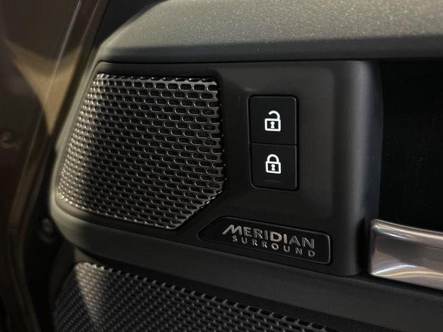 ROVER DEFENDER 2024 Image 31