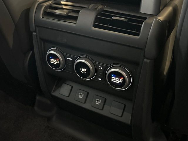 ROVER DEFENDER 2024 Image 31