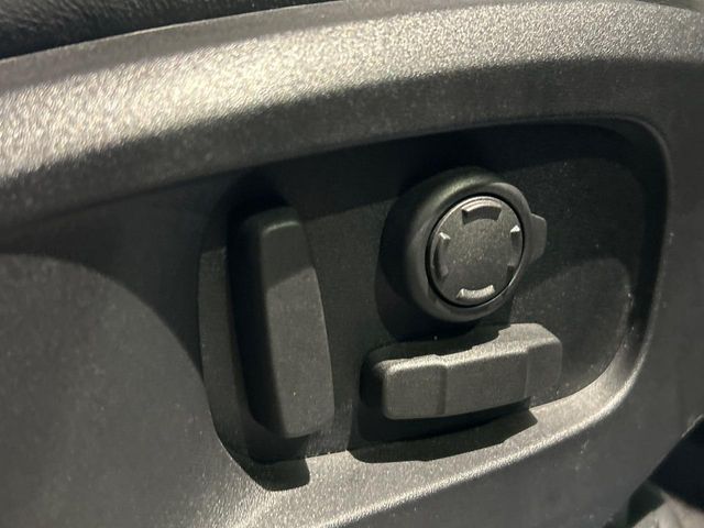 ROVER DEFENDER 2024 Image 31