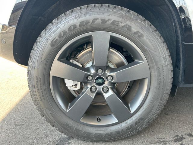 ROVER DEFENDER 2024 Image 31