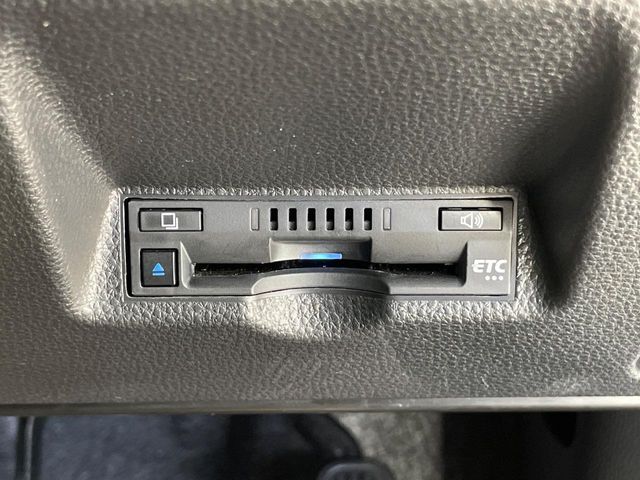 TOYOTA YARIS 2022 Image 31