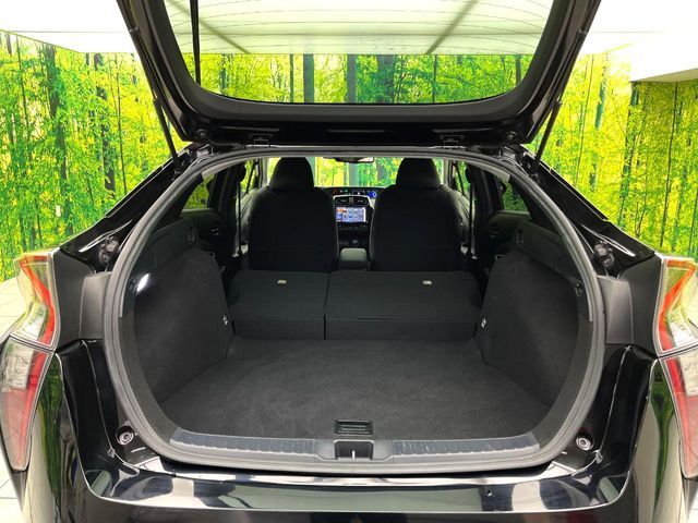 TOYOTA PRIUS 2017 Image 31