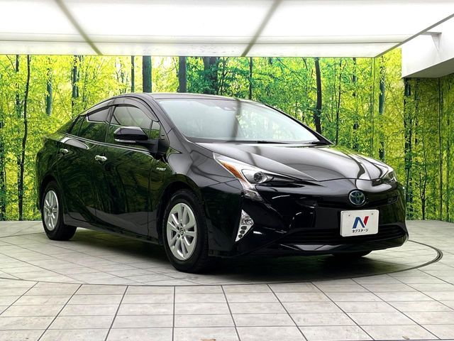 TOYOTA PRIUS 2017 Image 31