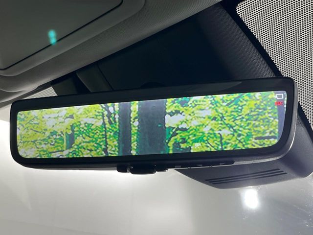 TOYOTA RAV4 HYBRID 4WD 2023 Image 31