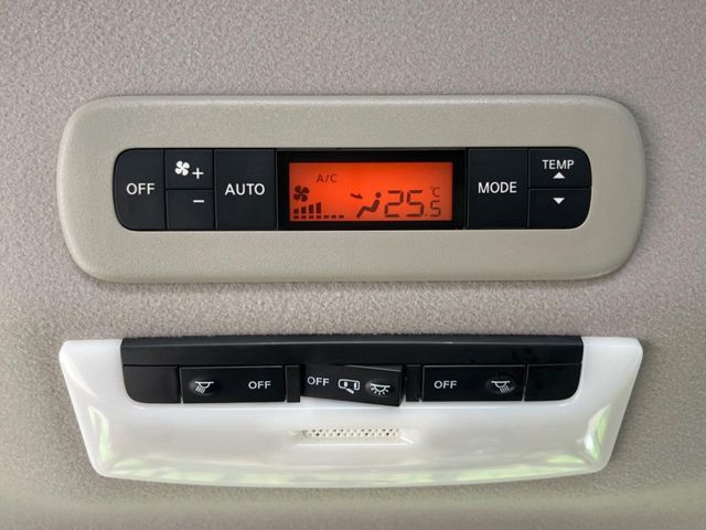 NISSAN SERENA  S-HYBRID 4WD 2018 Image 31