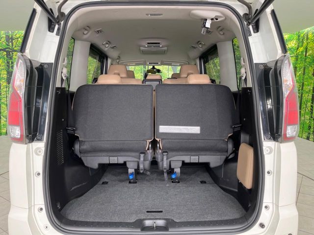 NISSAN SERENA  S-HYBRID 4WD 2018 Image 31