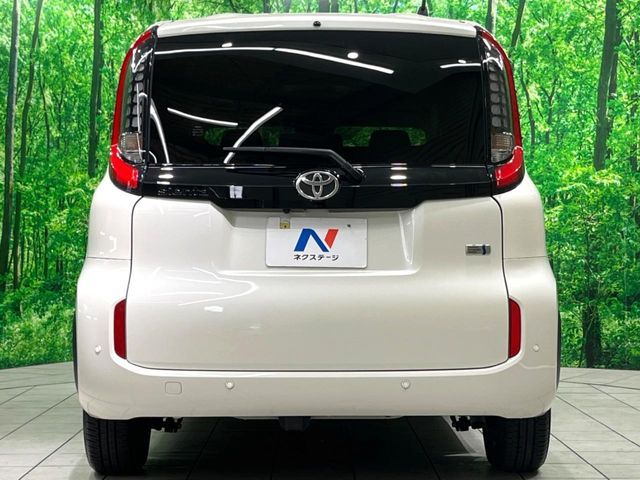 TOYOTA SIENTA HYBRID 2024 Image 31