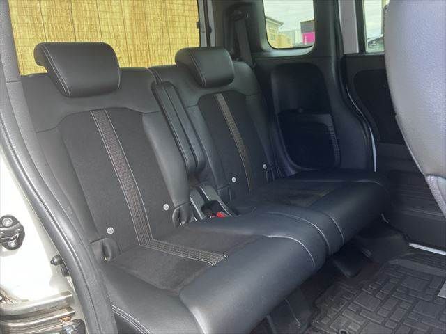 HONDA N BOX CUSTOM 4WD 2018 Image 31