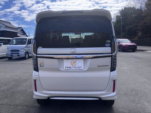 HONDA N BOX CUSTOM 4WD 2018 Image 31
