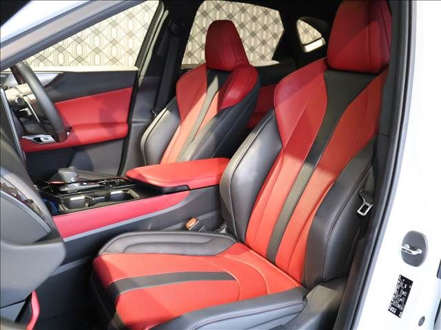 TOYOTA LEXUS NX350H 2023 Image 31