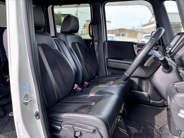 HONDA N BOX CUSTOM 2018 Image 31