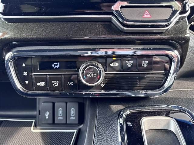 HONDA N BOX CUSTOM 2018 Image 31