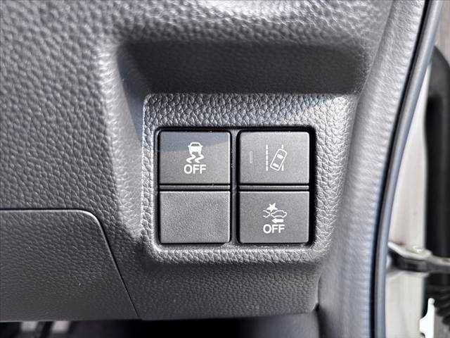 HONDA N BOX CUSTOM 2018 Image 31