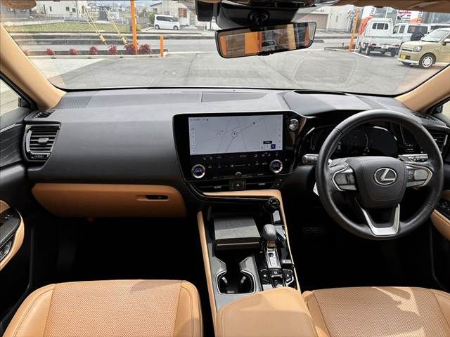 TOYOTA LEXUS NX350H 2023 Image 31