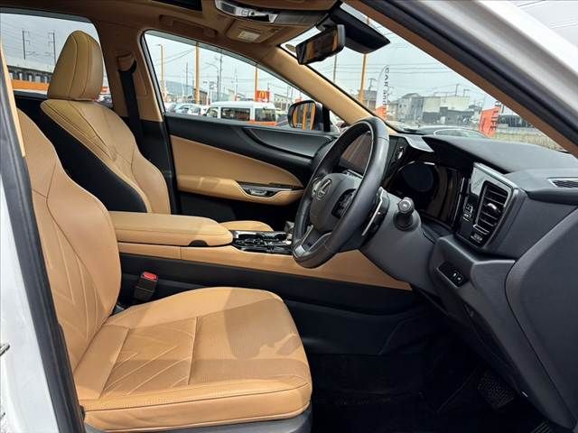 TOYOTA LEXUS NX350H 2023 Image 31