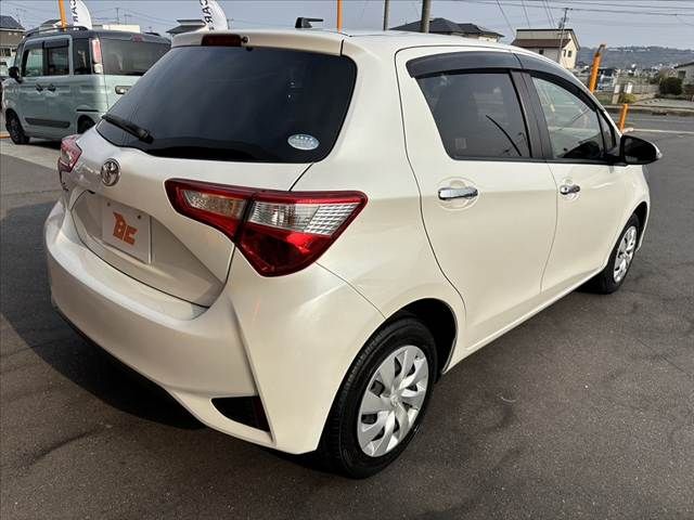 TOYOTA VITZ 2018 Image 31