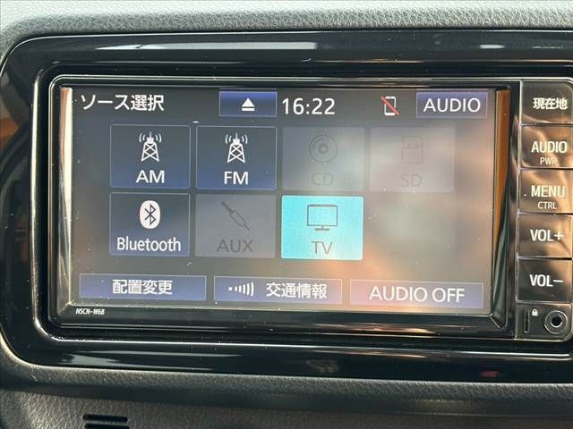 TOYOTA VITZ 2018 Image 31