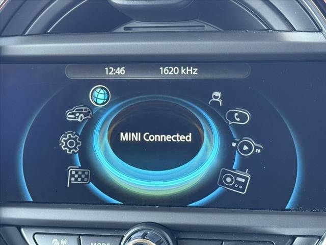 BMW MINI COOPER S 5D 2015 Image 31