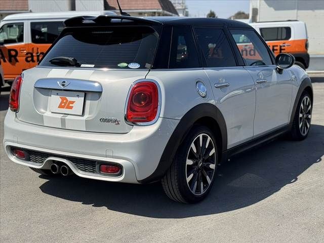 BMW MINI COOPER S 5D 2015 Image 31