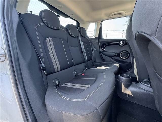 BMW MINI COOPER S 5D 2015 Image 31