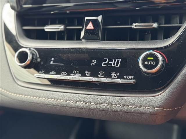 TOYOTA COROLLA SEDAN 2019 Image 31