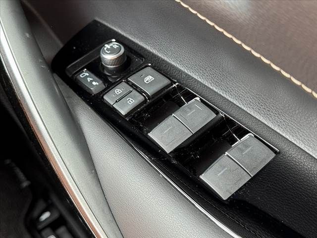 TOYOTA COROLLA SEDAN 2019 Image 31