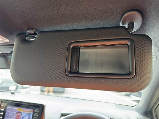 TOYOTA COROLLA SEDAN 2019 Image 31