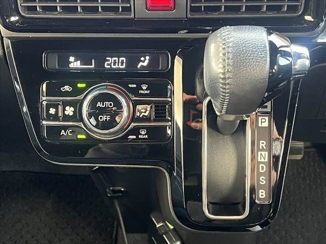 DAIHATSU TANTO CUSTOM 2019 Image 31