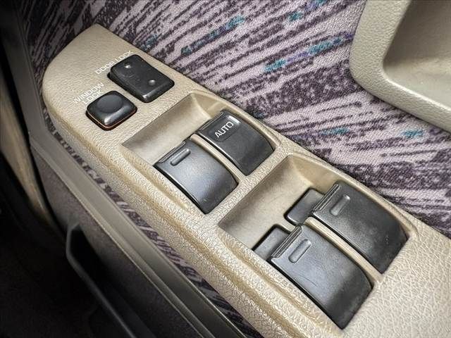 TOYOTA LANDCRUISER PRADO 1996 Image 31