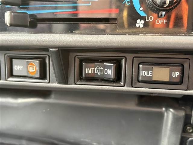 TOYOTA LANDCRUISER PRADO 1996 Image 31