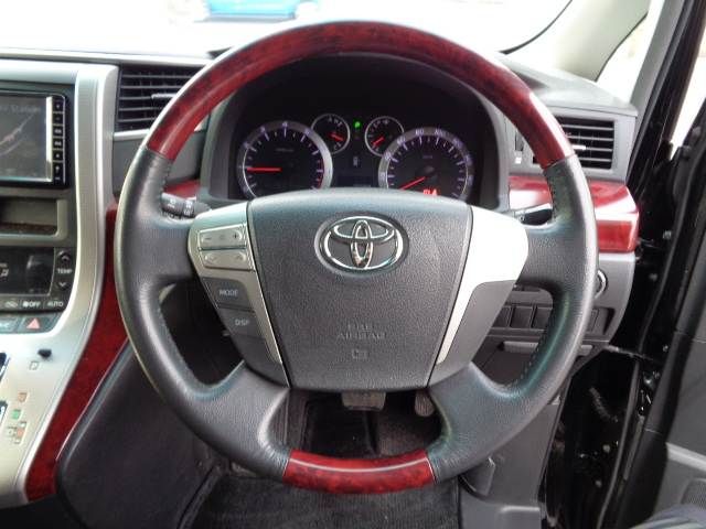 TOYOTA VELLFIRE 2010 Image 31