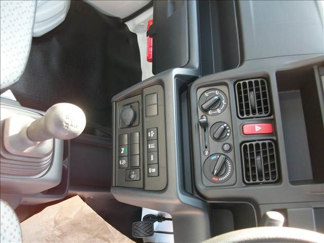 SUZUKI CARRY TRUCK 4WD 2026 Image 31