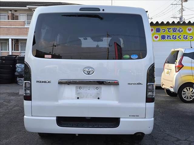 TOYOTA HIACE VAN 4WD 2018 Image 31