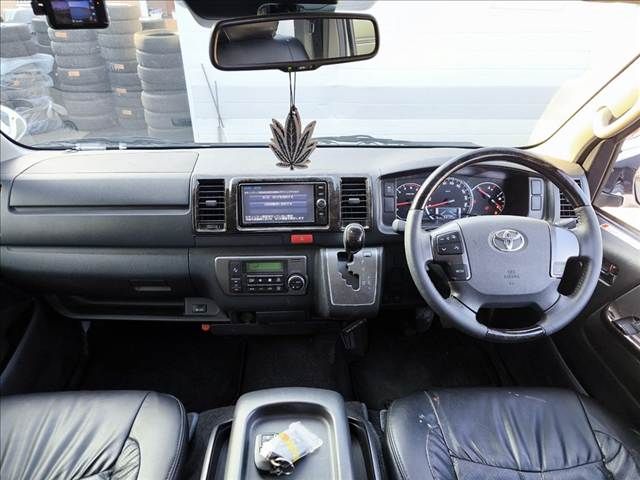 TOYOTA HIACE VAN 4WD 2018 Image 31