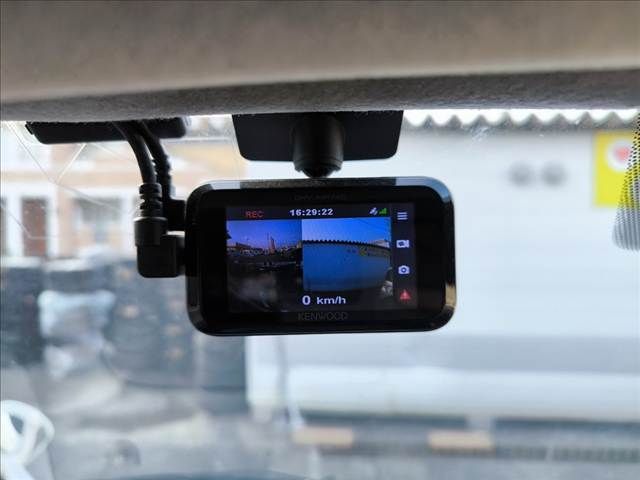 TOYOTA HIACE VAN 4WD 2018 Image 31