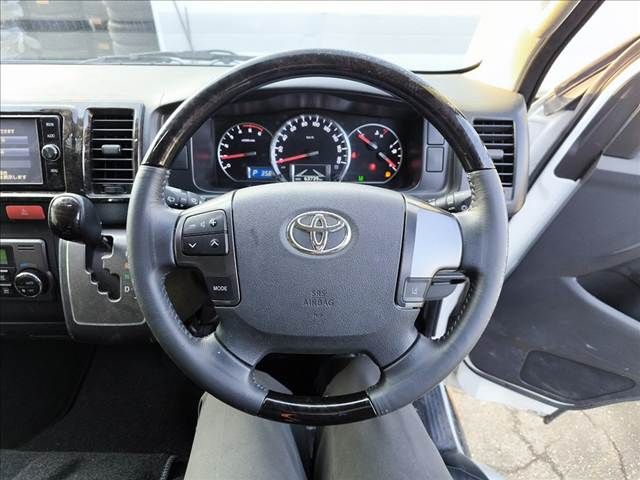 TOYOTA HIACE VAN 4WD 2018 Image 31