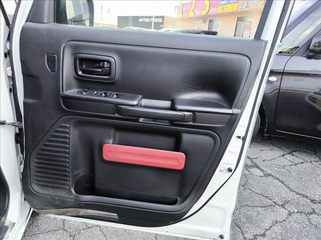 SUZUKI SPACIA 2017 Image 31