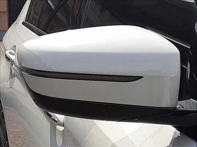 BMW 5SERIES SEDAN 2018 Image 31