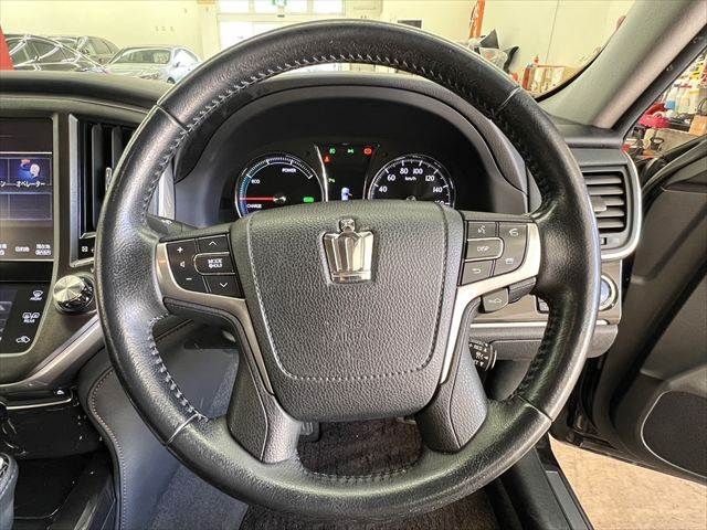 TOYOTA CROWN SEDAN HYBRID 2013 Image 31