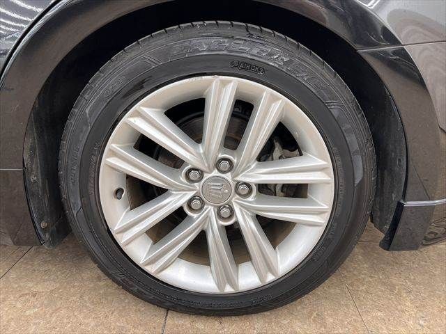 TOYOTA CROWN SEDAN HYBRID 2013 Image 31