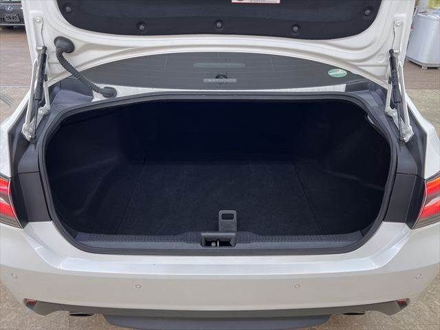 TOYOTA CROWN SEDAN HYBRID 2019 Image 31