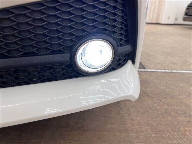 TOYOTA CROWN SEDAN HYBRID 2019 Image 31