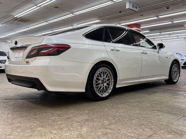 TOYOTA CROWN SEDAN HYBRID 2019 Image 31