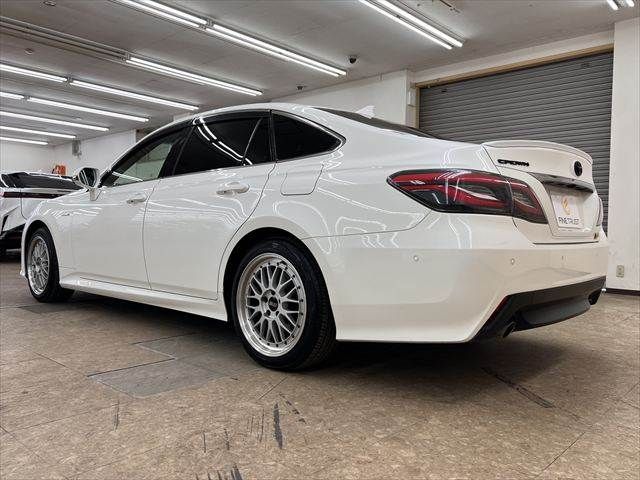 TOYOTA CROWN SEDAN HYBRID 2019 Image 31