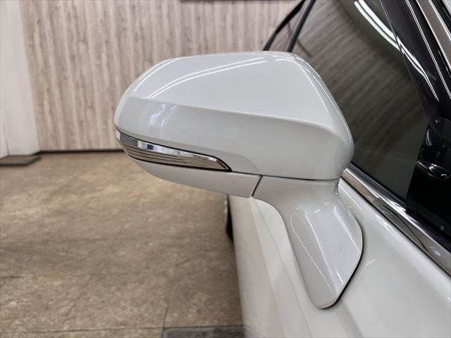 TOYOTA CROWN SEDAN HYBRID 2019 Image 31